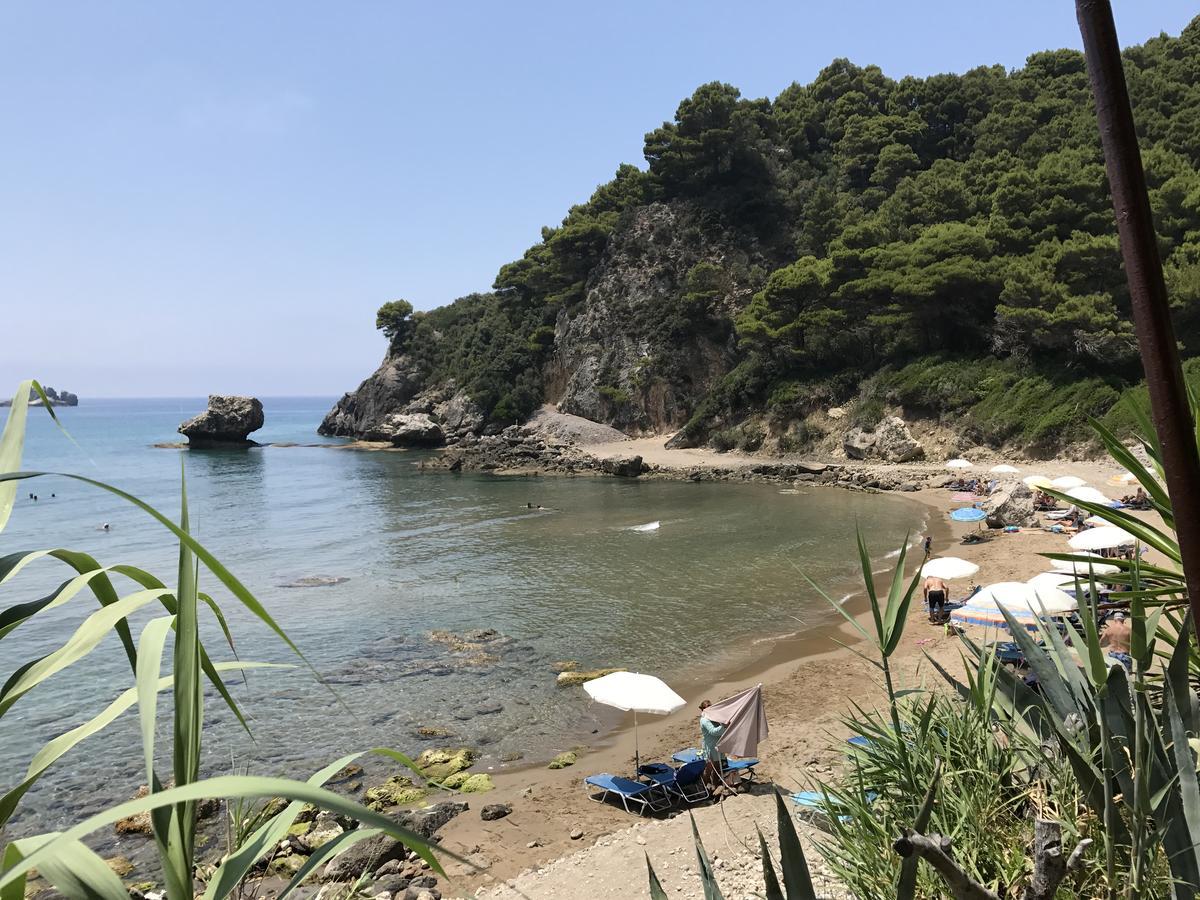 Theea Cottage - Wonderful Sea Views Chlomos Ngoại thất bức ảnh